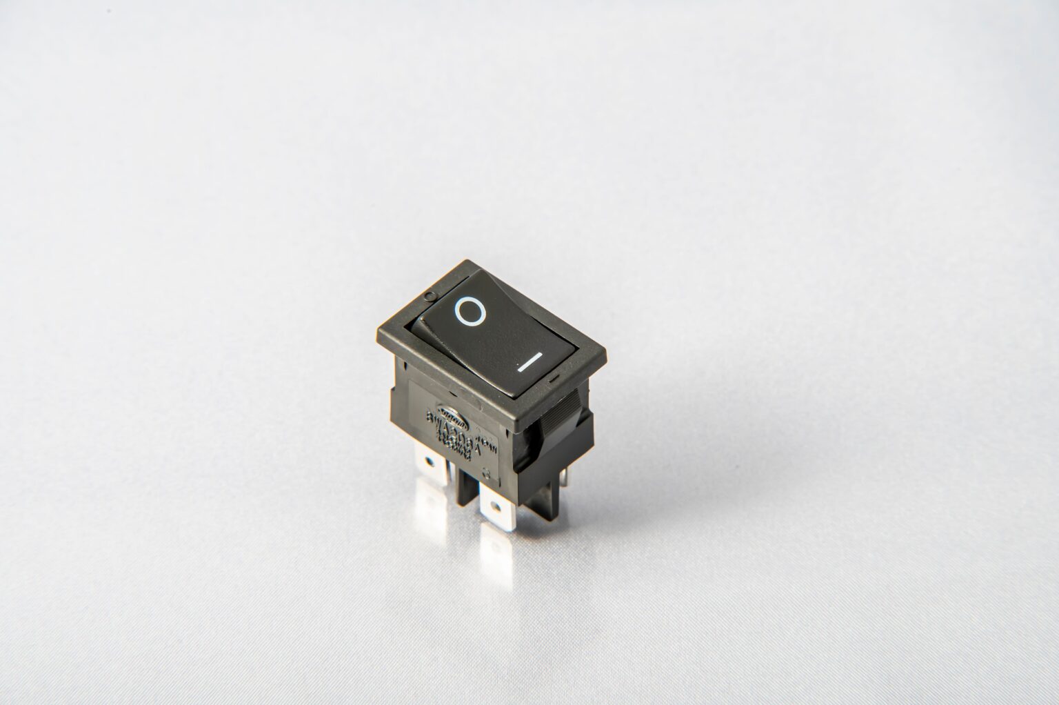 1022 Rocker Switch 製品詳細 | 株式会社エスジーエム